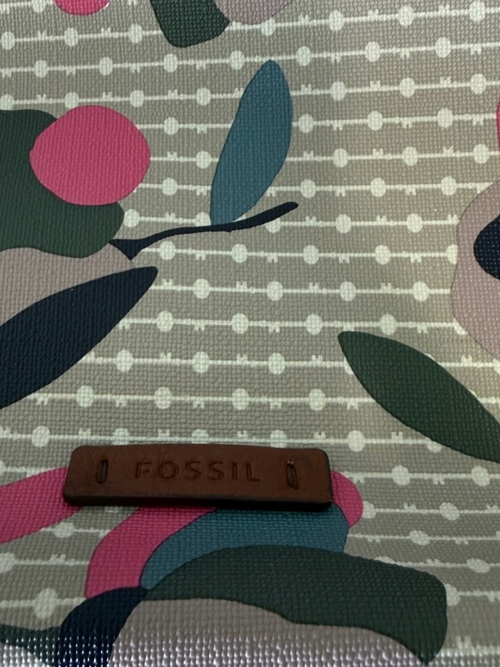 Fossil Rachel Large PVC Floral Tote Bag - Picture 8 of 12